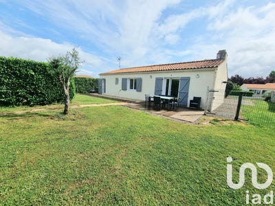 /international/fr/moutiers-sur-le-lay-pays-de-la-loire-310100487261/