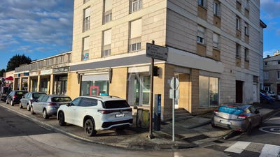 /international/fr/saintes-charente-310105649641/