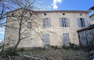 /international/fr/saint-flour-auvergne-310103391241/