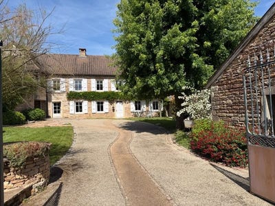 /international/fr/macon-burgundy-310108465560/