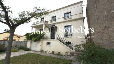 /international/fr/lavaur-midi-pyrenees-310108376828/