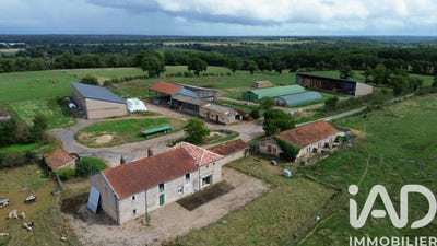 /international/fr/saulge-pays-de-la-loire-310106822807/