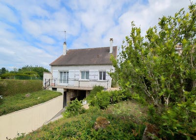 /international/fr/neauphle-le-chateau-ile-de-france-310099622498/