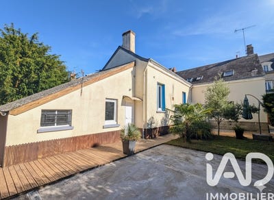 /international/fr/vendome-centre-val-de-loire-310105373776/