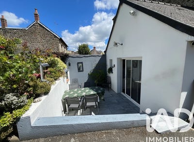 /international/fr/fougeres-brittany-310108035799/