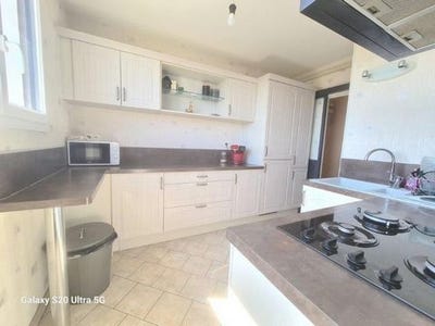 /international/fr/joue-les-tours-centre-val-de-loire-310100580893/