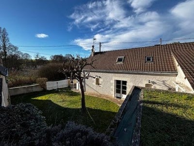 /international/fr/loches-centre-val-de-loire-310105993466/