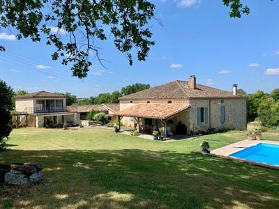 /international/fr/saint-clar-midi-pyrenees-310107362829/