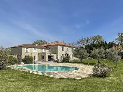 /international/fr/castera-verduzan-midi-pyrenees-310107422975/