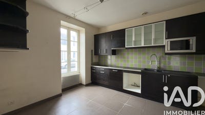 /international/fr/lucon-pays-de-la-loire-310106043660/