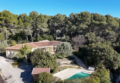 /international/fr/draguignan-provence-alpes-cote-d-azur-310109128607/