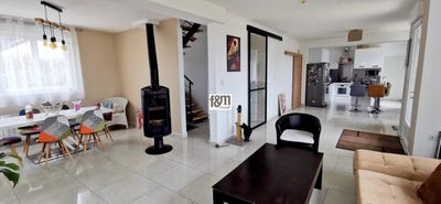 /international/fr/la-chaussee-saint-victor-centre-val-de-loire-310097274004/