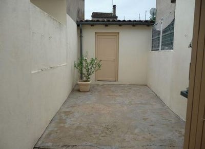 /international/fr/sainte-foy-la-grande-aquitaine-310108898008/