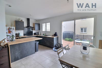 /international/fr/vauvert-languedoc-roussillon-310105912638/