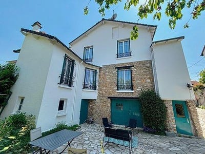 /international/fr/poissy-ile-de-france-310100460856/