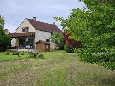/international/fr/merry-la-vallee-burgundy-310108764940/