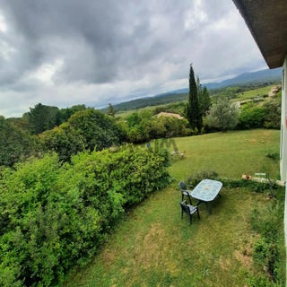 /international/fr/brouzet-les-quissac-languedoc-roussillon-120092087214/