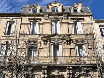 /international/fr/villeneuve-les-beziers-languedoc-roussillon-310106574684/