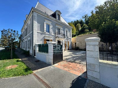 /international/fr/saint-pierre-de-chignac-aquitaine-120088718215/