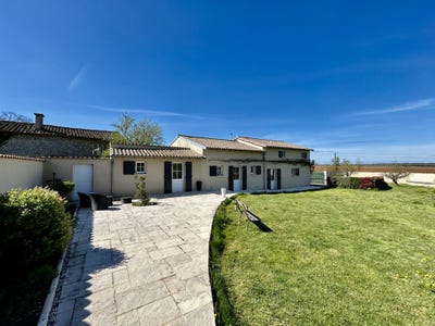 /international/fr/vanzay-charente-310106968113/