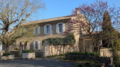 /international/fr/goult-provence-alpes-cote-d-azur-310100701677/