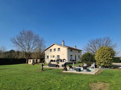 /international/fr/villemur-sur-tarn-midi-pyrenees-310105832863/