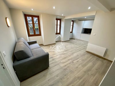 /international/fr/saint-jean-de-maurienne-rhone-310105969120/