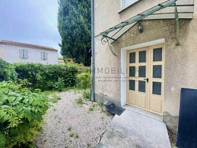 /international/fr/saint-remy-de-provence-provence-alpes-cote-d-azur-310108163815/