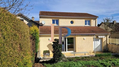 /international/fr/paray-le-monial-burgundy-310098873876/