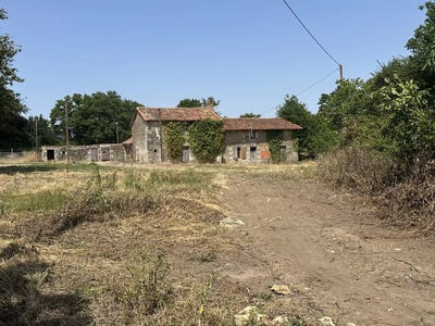 /international/fr/chateau-garnier-charente-310101531657/?lang=pt