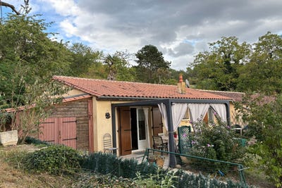 /international/fr/sarlat-la-caneda-aquitaine-310110357886/