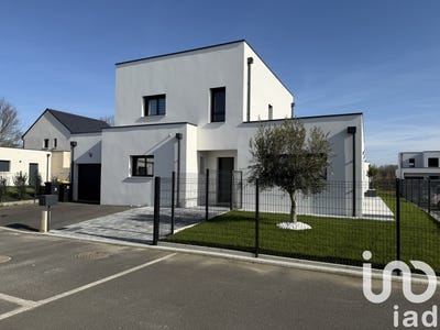 /international/fr/le-plessis-grammoire-pays-de-la-loire-310096818282/?lang=en