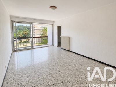 /international/fr/nimes-languedoc-roussillon-310108420612/