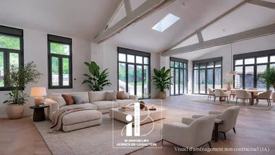 /international/fr/fontainebleau-ile-de-france-310107333402/