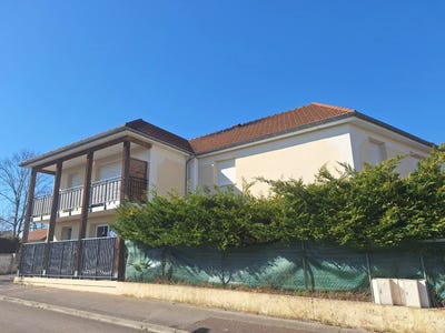 /international/fr/talant-centre-val-de-loire-310100760378/