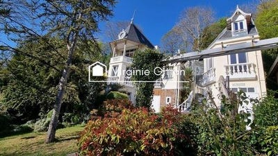/international/fr/mandres-les-roses-ile-de-france-310099257691/