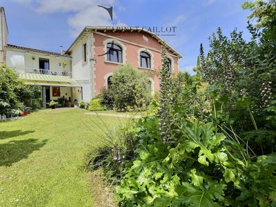 /international/fr/saint-cesaire-charente-310100648764/