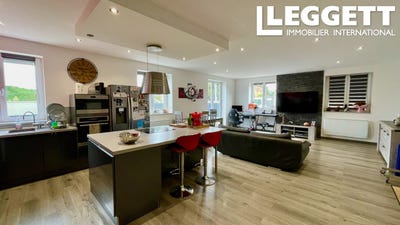 /international/fr/montrond-les-bains-rhone-310094918884/