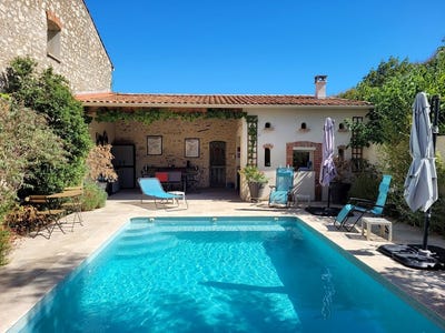/international/fr/puissalicon-languedoc-roussillon-120095846188/