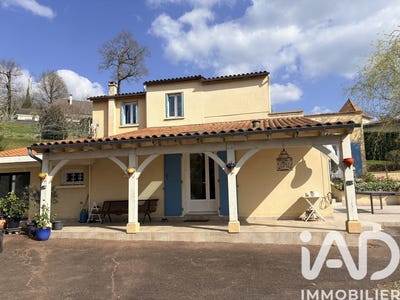 /international/fr/sarlat-la-caneda-aquitaine-310108291679/