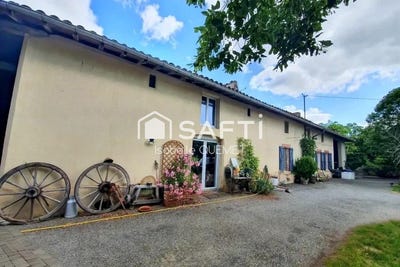 /international/fr/montesquieu-volvestre-midi-pyrenees-310107024631/