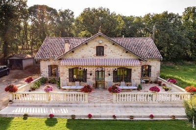 /international/fr/vaour-midi-pyrenees-310101158152/?lang=pt