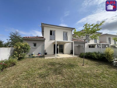 /international/fr/la-tour-du-crieu-midi-pyrenees-310101486682/?lang=pt