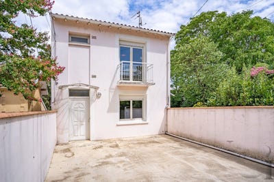 /international/fr/villeneuve-sur-lot-aquitaine-310119920017/