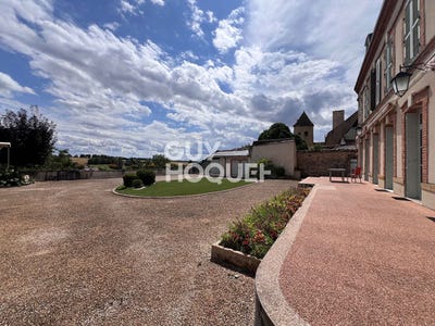 /international/fr/bourbon-lancy-burgundy-310110074834/