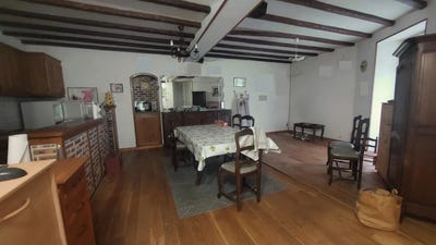 /international/fr/mauleon-charente-310105266732/
