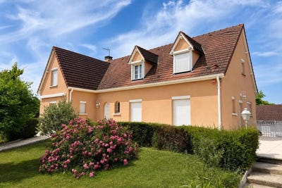 /international/fr/bessay-sur-allier-auvergne-310108526073/