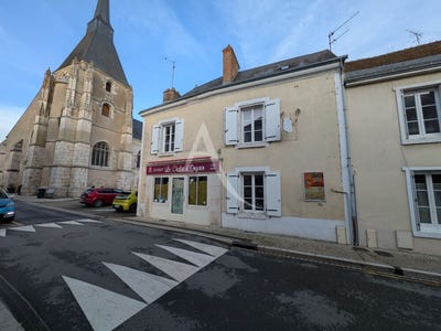 /international/fr/veuzain-sur-loire-centre-val-de-loire-310107291495/