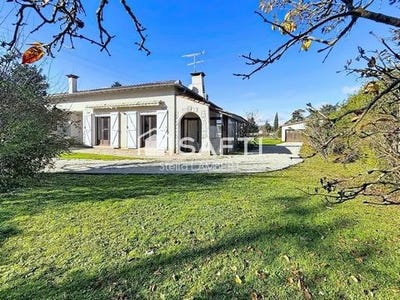 /international/fr/couffouleux-midi-pyrenees-310109049714/