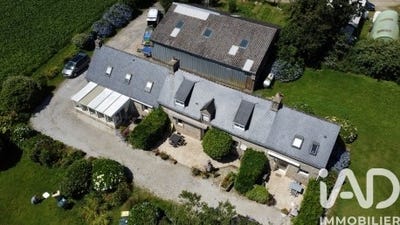 /international/fr/plonevez-porzay-brittany-310105718072/